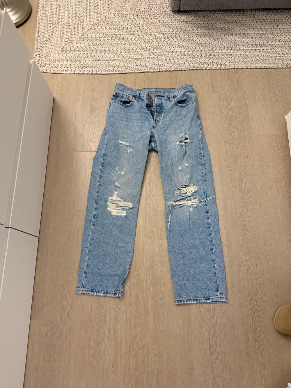 Levi Jeans - Light Blue Distressed